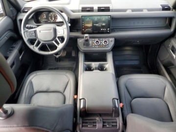 Land Rover Defender IV (L663) 2025 Land Rover Defender 130 S 2025 3.0 Benzyna 395KM, zdjęcie 8