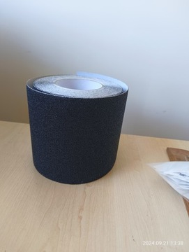 Лента противоскользящая черная 150 мм, пороги лестницы 18 м прочная ВНЕШНЯЯ ШИРОКАЯ