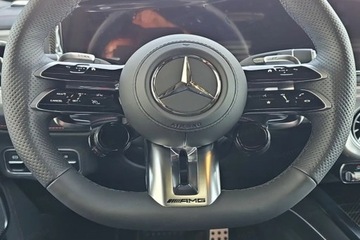 Mercedes Klasa G W465 2024 MERCEDES-BENZ Klasa G AMG 63 Suv 4.0 (585KM) 2024, zdjęcie 8