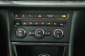 Seat Leon III Hatchback 2.0 TDI CR 150KM 2014 Seat Leon 2.0 TDI, Skóra, Klima, Klimatronic, zdjęcie 9