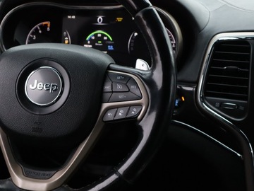 Jeep Grand Cherokee IV Terenowy Facelifting 3.0 V6 CRD 250KM 2014 Jeep Grand Cherokee 3.0 CRD, 246 KM, 4X4, zdjęcie 21