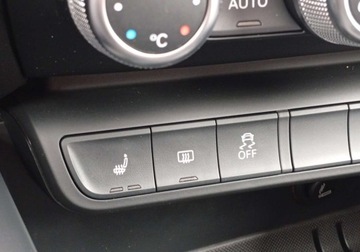 Audi A1 I Hatchback 3d 1.4 TFSI 122KM 2011 Audi A1 3-drzwiowe Zarejestrowany - benzyna - automat - S-line 1.4 Benzyna, zdjęcie 25