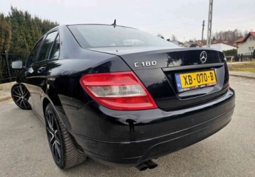 Mercedes Klasa C W204 Limuzyna 1.8 180 CGI BlueEFFICIENCY 156KM 2010 Mercedes-Benz Klasa C Mercedes-Benz Klasa C 180 CGI Automatik BlueEFFICIEN, zdjęcie 12