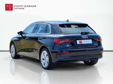 Audi A3 8V Sportback 5d Facelifting 1.5 35 TFSI 150KM 2020 Audi A3 Sportback Salon PolskaFaktura VATKameraVirtual 1.5 Benzyna 150KM, zdjęcie 2