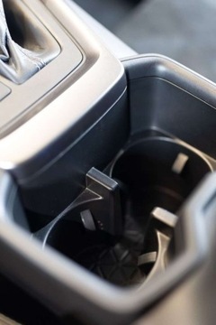 Toyota RAV4 V SUV Plug-In Facelifting 2.5 Hybrid Dynamic Force 306KM 2024 Toyota RAV4 2.5 Plug-In Hybrid GR Sport 4x4 2.5 Hybryda 306KM, zdjęcie 15