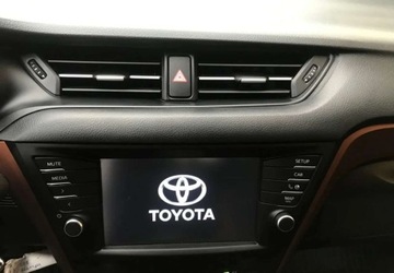 Toyota Avensis III Sedan Facelifting 2015 1.8 Valvematic 147KM 2015 Toyota Avensis Toyota Avensis 1.8 Premium 1.8 Benzyna 147KM, zdjęcie 22