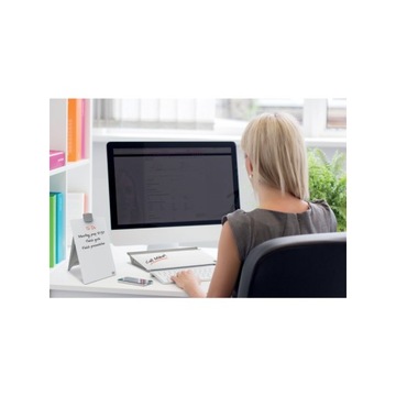 Горизонтальная стеклянная настольная табличка Nobo, 46x15см.