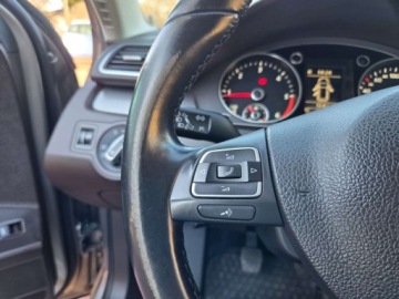 Volkswagen Passat B7 Variant 2.0 TDI CR DPF BlueMotion 140KM 2012 Volkswagen Passat Nawigacja Podgrzewane Fotele Czujniki Parkowania 2.0, zdjęcie 18