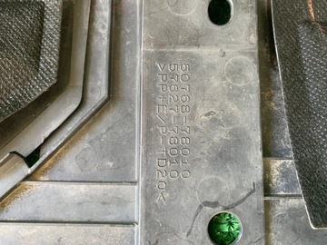 Накладка бампера Lexus Nx 15-