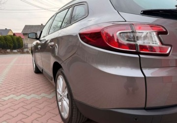 Renault Megane III Grandtour 1.6 16v 110KM 2011 Renault Megane 1.6i 110ps 6Biegow KlimaTronic PolSkory Bezwypadkowa Bardzo, zdjęcie 10