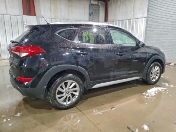 Hyundai Tucson III 2017 Hyundai Tucson 2017 HYUNDAI TUCSON LIMITED 2.0 Benzyna 164KM, zdjęcie 2
