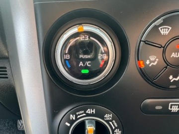 Suzuki Grand Vitara II SUV 1.9 DDiS 129KM 2008 Suzuki Grand Vitara 4X4 KLIMATYZACJA SKORY GRZANE FOTELE EL.SZYBY CENTRALN, zdjęcie 9