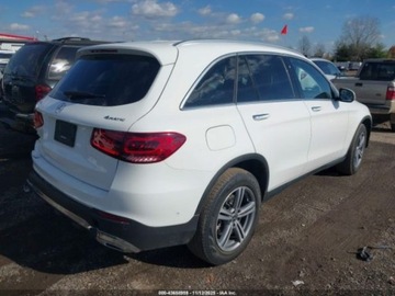 Mercedes GLC C254/X254 2022 Mercedes-Benz GLC 300 4Matic 2022 2.0L 2.0 Benzyna 255KM, zdjęcie 5
