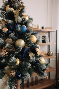 Искусственная елка Алмазная Сосна на стволе 150 см.