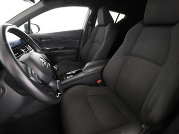 Toyota C-HR I Crossover 1.2L Turbo 116KM 2018 Toyota C-HR klima auto grzane fotele kamera i, zdjęcie 12