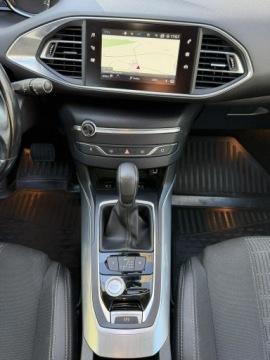 Peugeot 308 II SW 2.0 BlueHDi 150KM 2017 Peugeot 308 SW T9 2.0 HDi 150 KM Automat Navi, zdjęcie 33