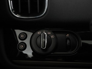 Mini Countryman F60 Crossover 1.5 Plug-in Hybrid 224KM 2018 Mini Countryman Cooper S ALL4 PHEV Chili Panorama, zdjęcie 33