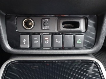 Mitsubishi Outlander III SUV PHEV Facelifting 2020 2.4 PHEV 224KM 2020 Mitsubishi Outlander 2.4 PHEV, Salon Polska, zdjęcie 15