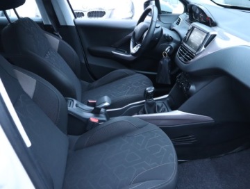 Peugeot 2008 I SUV 1.2 VTi 82KM 2014 Peugeot 2008 1.2 PureTech, Salon Polska, zdjęcie 8