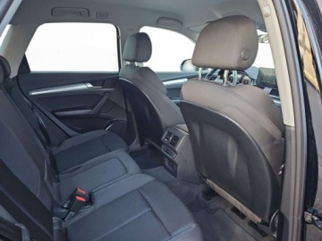 Audi Q5 II SUV Facelifting 2.0 40 TDI 204KM 2024 Audi Q5 matrixy, ambient plus, tempomat, kamera cofania, 2.0 Diesel 204KM, zdjęcie 25