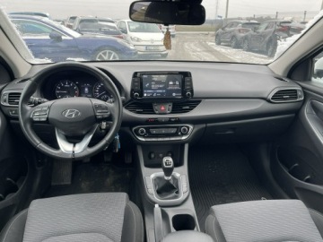 Hyundai i30 III Hatchback Facelifting 1.5 DPI 110KM 2022 Hyundai i30 1.5l Klimatyzacja czujniki park., zdjęcie 7