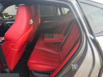 BMW X6 F16 M 4.4 575KM 2017 BMW X6M 4.4 Benzyna 575KM 4x4 2017r niski przebieg, zdjęcie 6