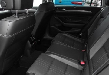 Volkswagen 2023 Volkswagen Passat Alltrack Volkswagen Passat Variant Alltrack 2.0 TDI 200KM, zdjęcie 10