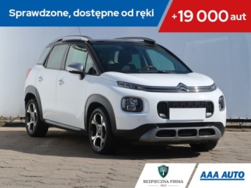 Citroen C3 Aircross  I Crossover 1.2 PureTech 131KM 2017 Citroen C3 Aircross 1.2 PureTech, Salon Polska
