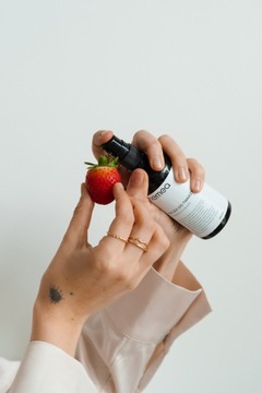 100% ВЕГАНСКОЕ ГИДРОФИЛЬНОЕ НАТУРАЛЬНОЕ ОЧИЩАЮЩЕЕ МАСЛО ДЛЯ ЛИЦА КЛУБНИКА