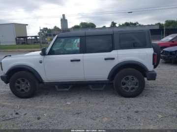 Ford 2024 Ford Bronco 2024 Ford Bronco Big Bend 4 Door 4x4 2.3 Benzyna 278KM, zdjęcie 3