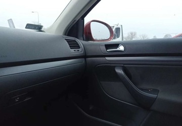 Volkswagen Jetta V 1.6 102KM 2006 Volkswagen Jetta Volkswagen Jetta 1.6 Benzyna 102KM, zdjęcie 10