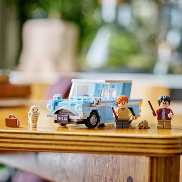 LEGO Harry Potter Latający Ford Anglia klocki 76424 zestaw Ron Hedwiga auto