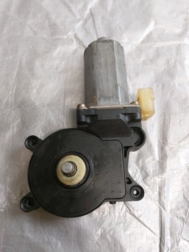 MOTOREK OKNO PRAVÝ PŘEDNÍ BMW E46 CABRIO COUPE