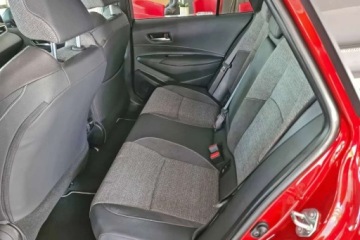 Toyota Corolla XII TS Kombi Facelifting 1.8 Hybrid 140KM 2026 Toyota Corolla Od reki Pakiet bezpieczenstwa Kamera cofania Tempomat iA, zdjęcie 10