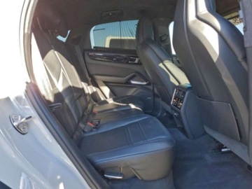 Porsche Cayenne III 2020 Porsche Cayenne Turbo Coupe 2020 4.0 Benzyna 541KM, zdjęcie 11