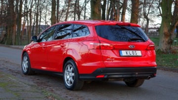 Ford Focus III Kombi Facelifting 2.0 TDCi 150KM 2016 .. Nawigacja .. Grzana Kierownica , Fotele i SZYBY .. Czujniki parkowania ., zdjęcie 7