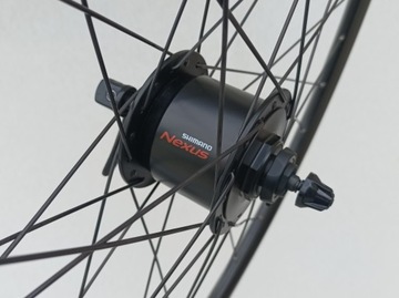 Колесо KOGA MACH1 550 V-Brake! 28/29 дюйма с динамо-машиной Shimano Nexus DH-C3000.