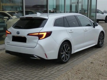 Toyota Corolla XII TS Kombi Facelifting 1.8 Hybrid 140KM 2025 Od ręki - Executive 1.8 Hybrid 140KM | Podgrzewane fotele!, zdjęcie 2
