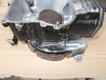 Цилиндр поршень Briggs 650EXI 675EXI 163cc