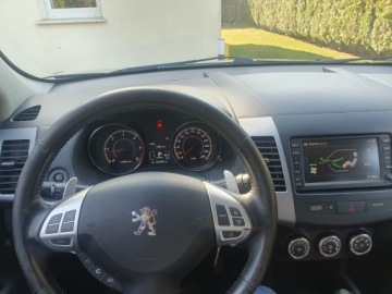 Peugeot 4007 2011 4x4 komfortowy SUV 7os. Peugeot 4007 2.2 HDi – 2011 r., automat,, zdjęcie 15