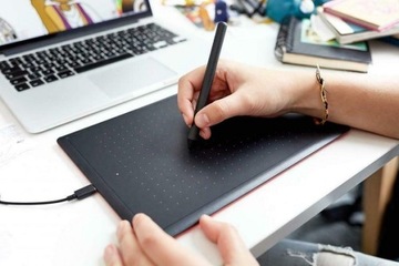 Набор графического планшета One by Wacom M CTL-672N со стилусом LP-190K