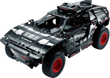 LEGO TECHNIC Audi RS Q e-tron 42160