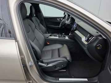 Volvo XC60 II 2025 Volvo XC 60 FV23 Plus Dark B5 B 250 KM AWD Aut Skó, zdjęcie 16