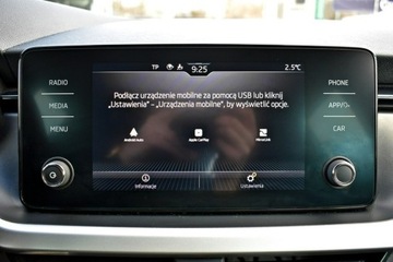 Skoda Kamiq Crossover 1.0 TSI 110KM 2022 Škoda Kamiq Skoda Kamiq Bezwypadkowy / Salon, zdjęcie 21