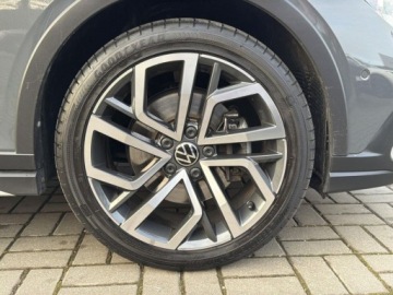 Volkswagen Golf VIII Alltrack 2.0 TDI 200KM 2022 Volkswagen Golf Alltrack LED Matrix Harman Kardon Hak Kamera Cofania Faktu, zdjęcie 8