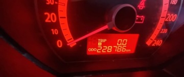 Kia Ceed II 2012 Kia Ceed 2012r, 1.6 Benzyna. Uszkodzone boki. Poobijany. Jezdzi 1.6 120KM, zdjęcie 5