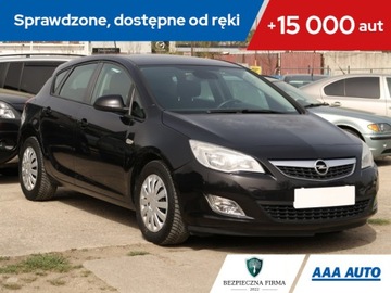 Opel Astra J Hatchback 5d 1.7 CDTI ECOTEC 110KM 2009 Opel Astra 1.7 CDTI, Klima, Tempomat, Parktronic