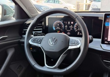 Volkswagen Passat B8 Variant Facelifting 2.0 TDI SCR 150KM 2024 Volkswagen Passat Variant Reflektory IQ Light Matrix Masaz Alcantara Sa, zdjęcie 19