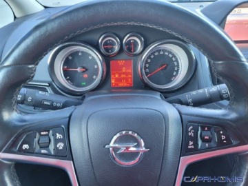 Opel Zafira C Tourer 2.0 CDTI ECOTEC 165KM 2013 Opel Zafira 2.0CDTi Innovation Rewelacyjna Bezwypadkowa 2.0 Diesel 165KM, zdjęcie 19