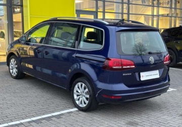 Volkswagen Sharan II Van Facelifting 1.4 TSI 150KM 2022 Volkswagen Sharan 1.4TSI 150KM DSG Highline Bixenon CarPlay FV23 SAlon PL, zdjęcie 8